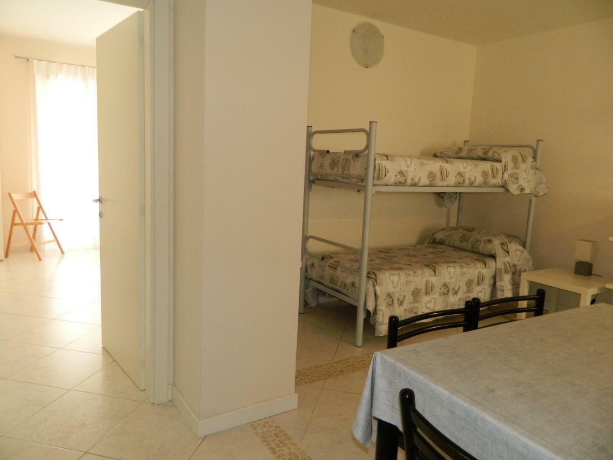 Appartamento Vista Lago Riva del Garda Exterior foto